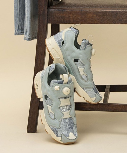 Reebok(リーボック)の「インスタポンプ フューリー 94 / INSTAPUMP FURY 94(スニーカー・メンズ・ライトグリーン/ブルー/ブラック・26.0cm/25.5cm/25.0cm/24.0cm/24.5cm/23.5cm/23.0cm/31cm/30.0cm/29.0cm/28.5cm/28.0cm/27.5cm/27.0cm/26.5cm/22.0cm)」の18枚目の写真