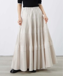LUCA（ルカ）の「LC/LLL タフタコーティング加工プリーツティアードスカート（スカート）」