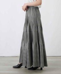 LUCA（ルカ）の「LC/LLL タフタコーティング加工プリーツティアードスカート（スカート）」