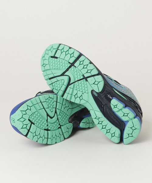 NEW BALANCE(ニューバランス)の「1906F(スニーカー・メンズ・ブルー・30.0cm/29.0cm/28.5cm/28.0cm/27.5cm/27.0cm/26.5cm/26.0cm/25.5cm/25.0cm/24.5cm/24.0cm/23.5cm/23.0cm/22.5cm/22.0cm)」の5枚目の写真