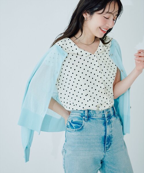 natural couture（ナチュラルクチュール）の「ゆるスカラップレトロブラウス（シャツ/ブラウス・レディース・ブルー/オフホワイト/ブラック/ドット/チェック・FREE）」の15枚目の写真