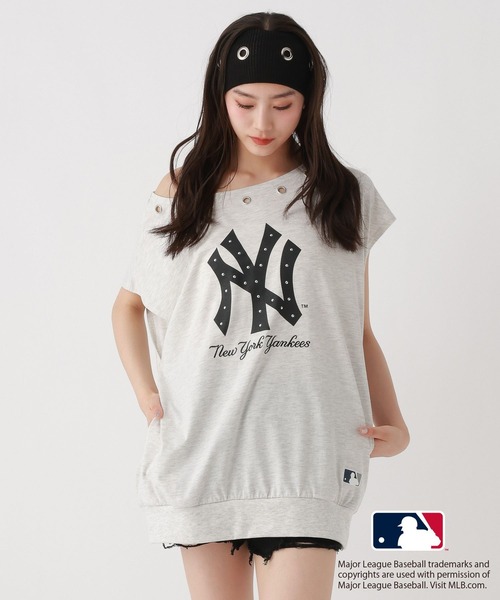 repipi armario(レピピ アルマリオ)の「【MLB】アイレットオフショルワンピース(ワンピース・キッズ・その他2/その他3/その他1・MEDIUM/LARGE)」の2枚目の写真