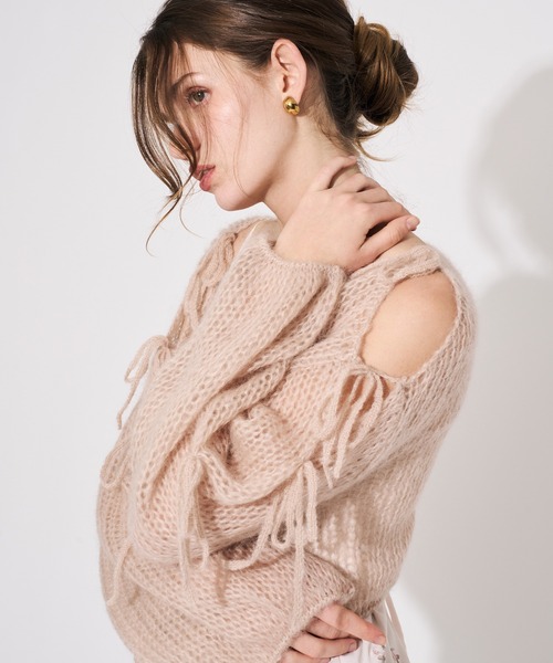 ME COUTURE(ミークチュール)の「2WAYキッドモヘヤリボンスリーブニット(ニット/セーター・レディース・オフホワイト/ブラウン/ピンクベージュ・FREE)」の3枚目の写真