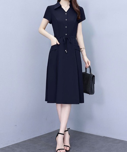 mielu(ミエル)の「ウエストリボンクラシックワンピース(ワンピース・レディース・ネイビー/ブラウン・LARGE/MEDIUM)」の2枚目の写真