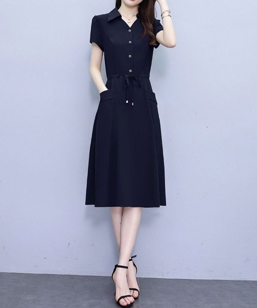 mielu(ミエル)の「ウエストリボンクラシックワンピース(ワンピース・レディース・ネイビー/ブラウン・LARGE/MEDIUM)」の8枚目の写真