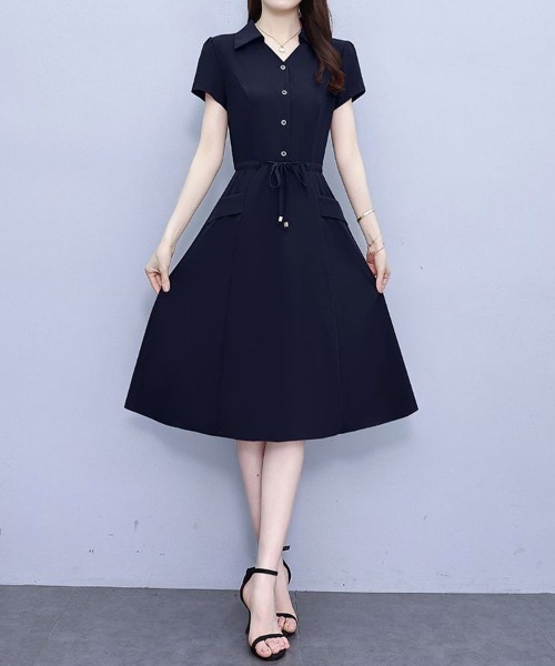 mielu(ミエル)の「ウエストリボンクラシックワンピース(ワンピース・レディース・ネイビー/ブラウン・LARGE/MEDIUM)」の9枚目の写真