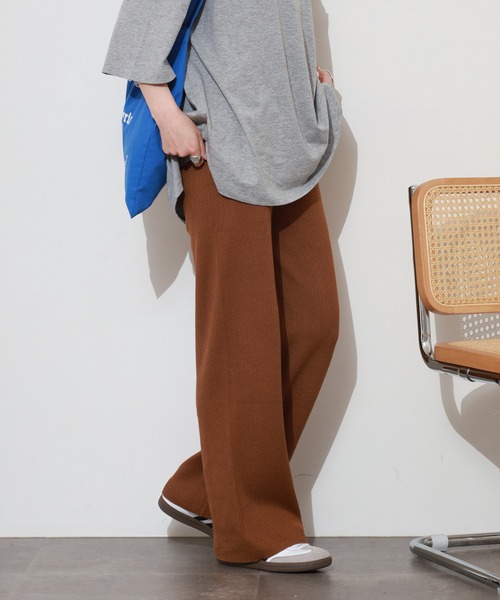Re:EDIT（リエディ）の「レーヨンポリプレーティングリブニットパンツ（その他パンツ・レディース・ホワイト/ブラウン/ライム・M）」の2枚目の写真