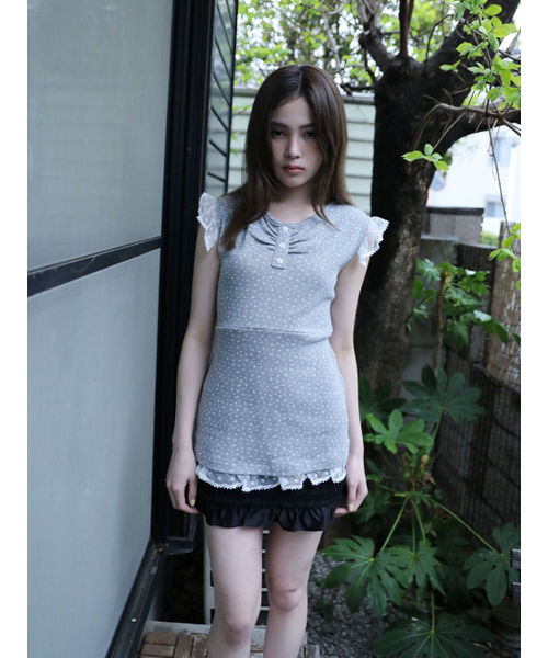 UGLY SHADOW（アグリーシャドウ）の「FLOWER LACE SLEEVELESS(GREY)（Tシャツ/カットソー・レディース・その他・FREE）」の2枚目の写真
