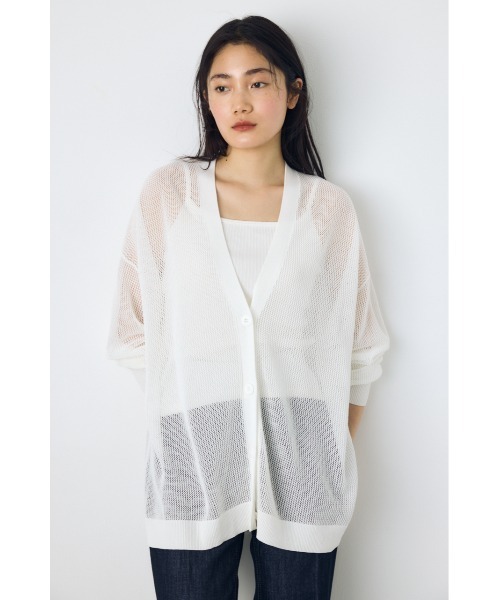 AZUL by moussy（アズールバイマウジー）の「【身長別着用画像あり】コードヤーンメッシュカーデ　メッシュトップス　シアートップス　シアーカーディガン　透け感　羽織　冷房対策（カーディガン/ボレロ・レディース・オフホワイト/ブラウン/ブラック・MEDIUM/SMALL）」の5枚目の写真