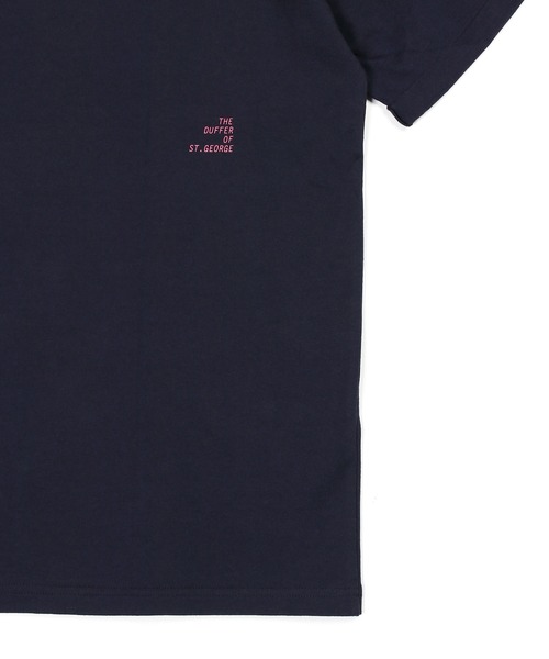 The DUFFER of ST.GEORGE(ザダファーオブセントジョージ)の「8oz HEAVY WEIGHT COTTON ROLL-UP SLEEVE TEE:セットアップ対応 ヘビーウェイト ロールアップTシャツ / 厚手Tシャツ / こなれ感 / レギュラーフィット(Tシャツ/カットソー・メンズ・オフホワイト/スミクロ/ベージュ/ネイビー・X-LARGE/LARGE/MEDIUM/SMALL)」の9枚目の写真