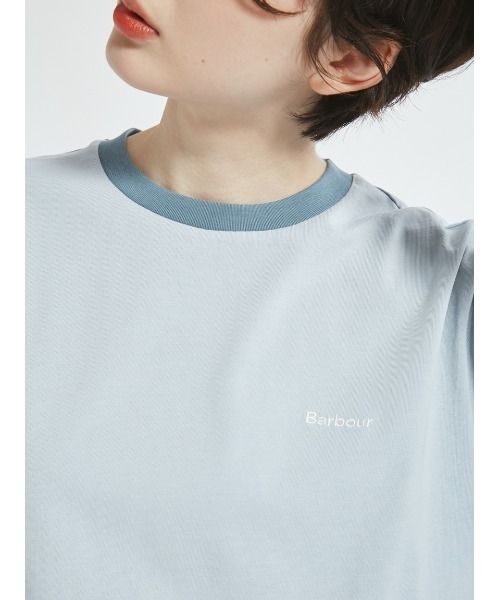 Barbour(バブアー)の「クロップド ポイントロゴ 配色TシャツJapan Exclusive(レディース)(Tシャツ/カットソー・レディース・ライトブルー/クリーム/グレー・MEDIUM/SMALL)」の17枚目の写真