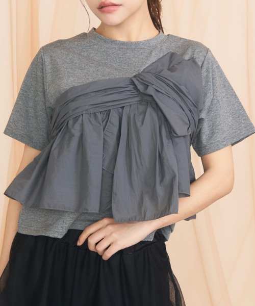 krahe（クレーエ）の「ビッグリボン・アシンメトリーTシャツ（Tシャツ/カットソー・レディース・グレー/ブラック/オフホワイト・FREE）」の18枚目の写真