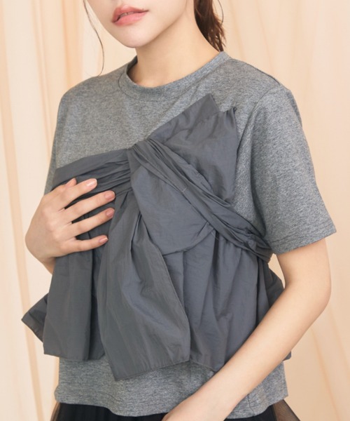 krahe（クレーエ）の「ビッグリボン・アシンメトリーTシャツ（Tシャツ/カットソー・レディース・グレー/ブラック/オフホワイト・FREE）」の17枚目の写真