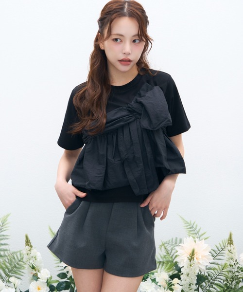 krahe（クレーエ）の「ビッグリボン・アシンメトリーTシャツ（Tシャツ/カットソー・レディース・グレー/ブラック/オフホワイト・FREE）」の6枚目の写真