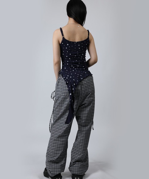 HOOK(フック)の「HOOK for girls チェック柄 × サイドフラップ カーゴパンツ(カーゴパンツ・レディース・ブルー/ブラック・M)」の5枚目の写真