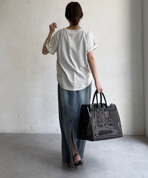 DouDou(ドゥドゥ)の「【WEB限定】レタリングプリント半袖TEE(Tシャツ/カットソー・レディース・オフホワイト/グレー/ブラウン・FREE)」の17枚目の写真