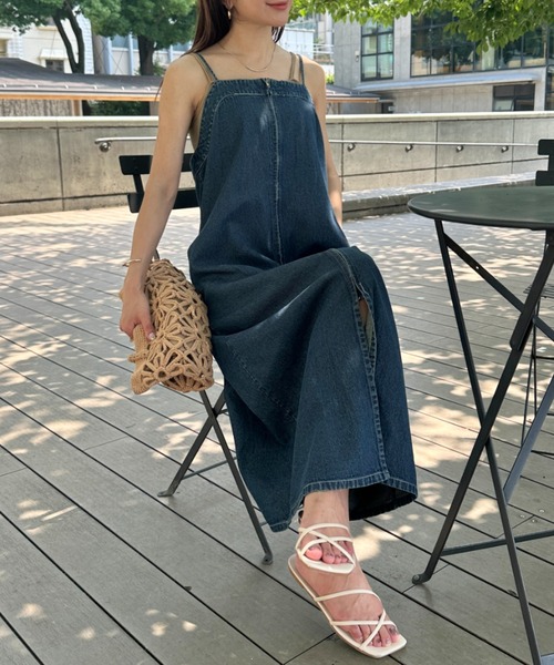 MYMOOD.(マイムード)の「高身長さんも嬉しい♪LONGサイズ展開有 フロントジップデニムロングジャンパースカート デニムジャンスカ(ワンピース・レディース・ブラック/ブルー・FREE/LONG)」の19枚目の写真