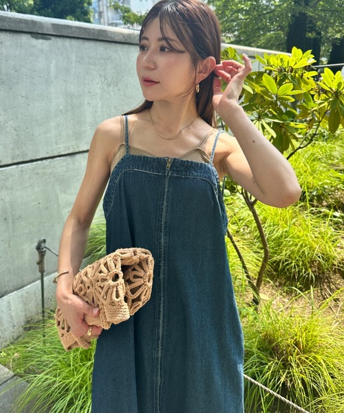 MYMOOD.(マイムード)の「高身長さんも嬉しい♪LONGサイズ展開有 フロントジップデニムロングジャンパースカート デニムジャンスカ(ワンピース・レディース・ブラック/ブルー・FREE/LONG)」の6枚目の写真