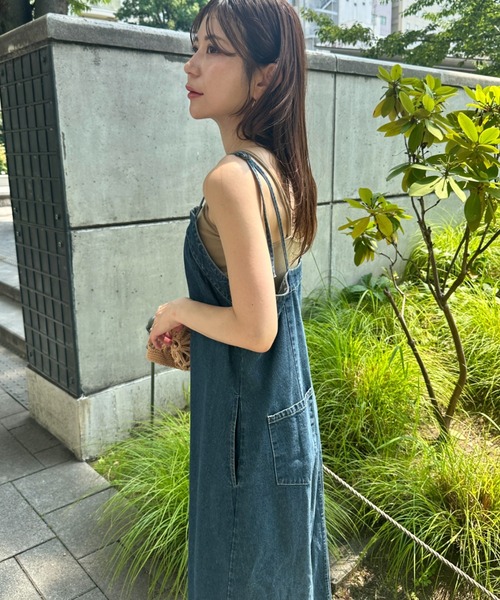 MYMOOD.(マイムード)の「高身長さんも嬉しい♪LONGサイズ展開有 フロントジップデニムロングジャンパースカート デニムジャンスカ(ワンピース・レディース・ブラック/ブルー・FREE/LONG)」の9枚目の写真