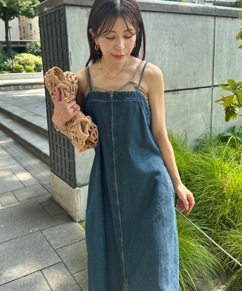 MYMOOD.(マイムード)の「高身長さんも嬉しい♪LONGサイズ展開有 フロントジップデニムロングジャンパースカート デニムジャンスカ(ワンピース・レディース・ブラック/ブルー・FREE/LONG)」の12枚目の写真