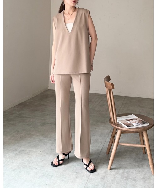 She's Closet（シーズクローゼット）の「ノーカラー深vネックベスト＆パンツスタイル セットアップ（セットアップ・レディース・ブラウン/アイボリー/ベージュ/ブラック・FREE）」の7枚目の写真