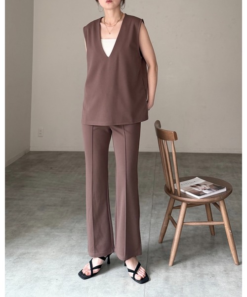 She's Closet（シーズクローゼット）の「ノーカラー深vネックベスト＆パンツスタイル セットアップ（セットアップ・レディース・ブラウン/アイボリー/ベージュ/ブラック・FREE）」の10枚目の写真
