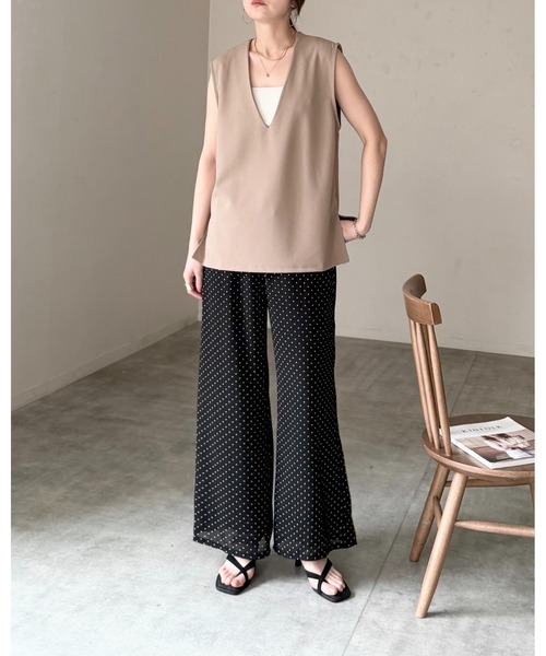 She's Closet（シーズクローゼット）の「ノーカラー深vネックベスト＆パンツスタイル セットアップ（セットアップ・レディース・ブラウン/アイボリー/ベージュ/ブラック・FREE）」の15枚目の写真