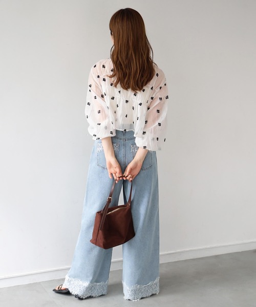 tiptop(ティップトップ)の「花刺繍シアーリボンブラウス(シャツ/ブラウス・レディース・ブラック/サックスブルー/アイボリー・FREE)」の7枚目の写真