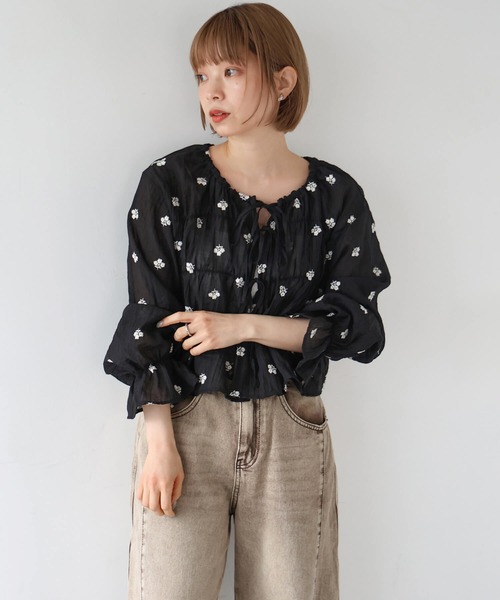 tiptop(ティップトップ)の「花刺繍シアーリボンブラウス(シャツ/ブラウス・レディース・ブラック/サックスブルー/アイボリー・FREE)」の14枚目の写真