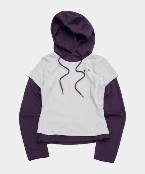 PLACE STUDIO(プレイススタジオ)の「アイレットポイントフード半袖レイヤードロングスリーブTシャツ_2COLOR(パーカー・レディース・チャコール/パープル・FREE)」の3枚目の写真