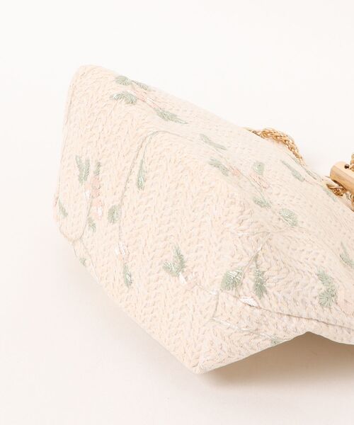 VIBGYOR(ヴィブジョー)の「Mignonjour/フラワー チェーン巾着バッグ M2955(ショルダーバッグ・レディース・ベージュ/ホワイト・FREE)」の9枚目の写真