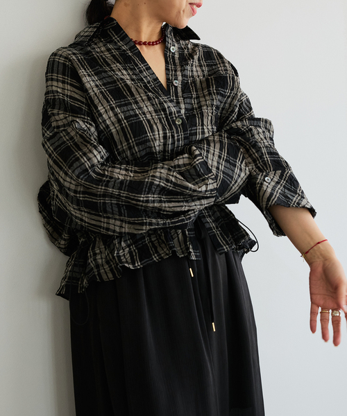 IENA LA BOUCLE(イエナラブークル)の「IENA LA BOUCLE キャッチワッシャーチェックシャツ(シャツ/ブラウス・レディース・ブラックミックス・FREE)」の12枚目の写真
