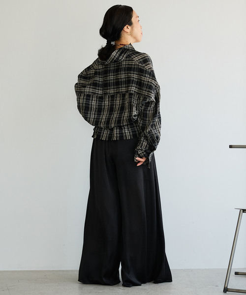 IENA LA BOUCLE(イエナラブークル)の「IENA LA BOUCLE キャッチワッシャーチェックシャツ(シャツ/ブラウス・レディース・ブラックミックス・FREE)」の16枚目の写真