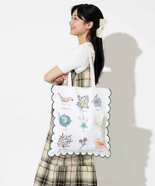 Jubilee（ジュビリー）の「ウィリアムモリス柄 スカラップトートバッグ ショッパー サブバック（トートバッグ・レディース・その他2/その他3/その他1・FREE）」の3枚目の写真