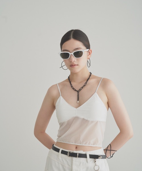 SOEMIN（ソミン）の「Cropped cami bralette／カップイン　シアーブラトップ（キャミソール・レディース・ブラック/ホワイト・FREE）」の8枚目の写真
