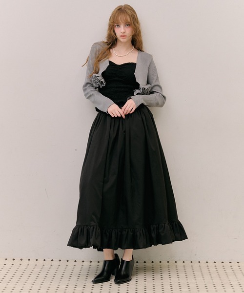 J1U by LA BELLE ETUDE(ジユウバイラベルエチュード)の「裾フリルリブショートカーディガン(カーディガン/ボレロ・レディース・ブラック/ピンク/グレー・FREE)」の15枚目の写真