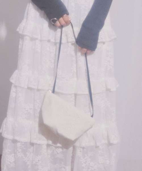didizizi(ディディジジ)の「cosmetic bag(ショルダーバッグ・レディース・ブラック/アイボリー・FREE)」の7枚目の写真