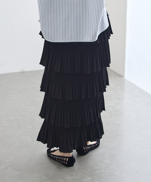 journal standard L'essage(ジャーナルスタンダードレサージュ)の「ティアードプリーツスカート(スカート・レディース・ブラック/オリーブ・36/38)」の7枚目の写真