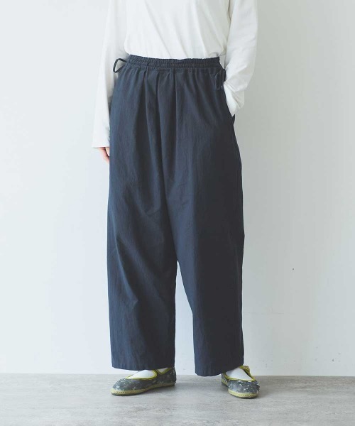 yuni(ユニ )の「Cotton uncut コールdrawstrings pants(その他パンツ・レディース・ネイビー/ホワイト・FREE)」の12枚目の写真