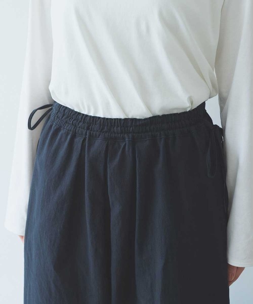 yuni(ユニ )の「Cotton uncut コールdrawstrings pants(その他パンツ・レディース・ネイビー/ホワイト・FREE)」の19枚目の写真