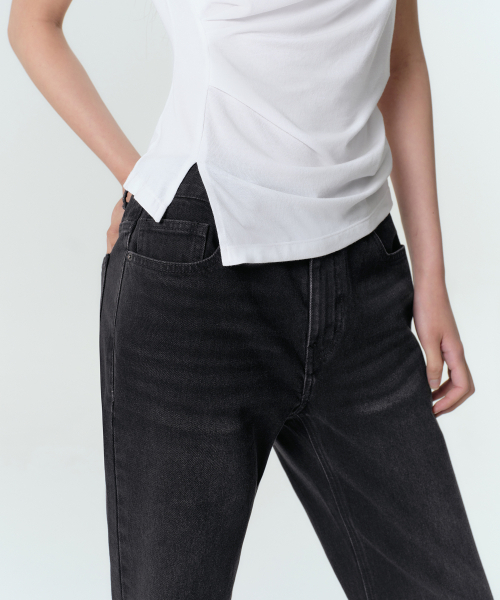 MUSINSA STANDARD WOMAN（ムシンサスタンダードウーマン）の「ウィメンズエッセンシャルブーツカットデニムパンツ[ウォッシュドブラック]（デニムパンツ・レディース・その他・24/25/26/27/28/29/30）」の4枚目の写真
