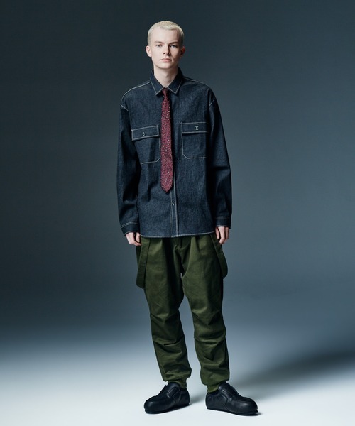 glamb(グラム)の「Eaten Apple Denim Shirt / イートゥンアップルデニムシャツ(シャツ/ブラウス・メンズ・インディゴブルー/ブラック・S/L/M)」の13枚目の写真