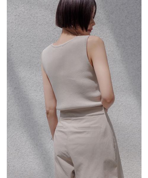MEMUA(メムア)の「リネンライクサマー ニットスリーブレス(サンドベージュ)(Tシャツ/カットソー・レディース・サンドベージュ/ブラウン/ライム/ブラック/ホワイト/ダークベージュ・FREE)」の7枚目の写真