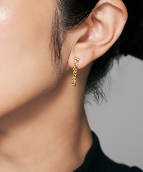Jewel closet by L&Co.(ジュエルクローゼットバイエルアンドコー)の「K18 ビスマルク チェーン ピアス(S)(ピアス(両耳用)・レディース・イエローゴールド・FREE)」の3枚目の写真