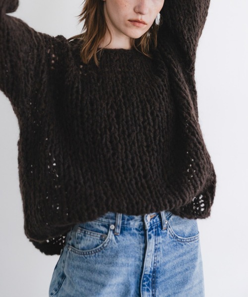 URBAN RESEARCH(アーバンリサーチ)の「モヘヤルーズハンドニット(ニット/セーター・レディース・ブラウン/オフホワイト/ライトブルー・FREE)」の11枚目の写真
