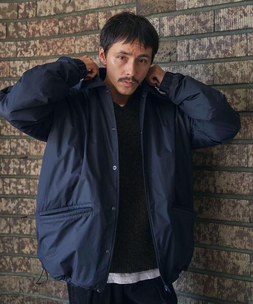 NANGA(ナンガ)の「『別注』NANGA×DOORS COACH DOWN JACKET 26AW(ダウンジャケット/コート・メンズ・チャコールグレー/グリーン系その他/ブラック・MEDIUM/X-LARGE/LARGE)」の5枚目の写真