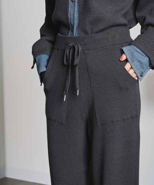 ROSE BUD(ローズバッド)の「GENE HEAVENS/KNIT JOGGER PANTS(その他パンツ・レディース・グレー/マスタード・ONE SIZE)」の12枚目の写真