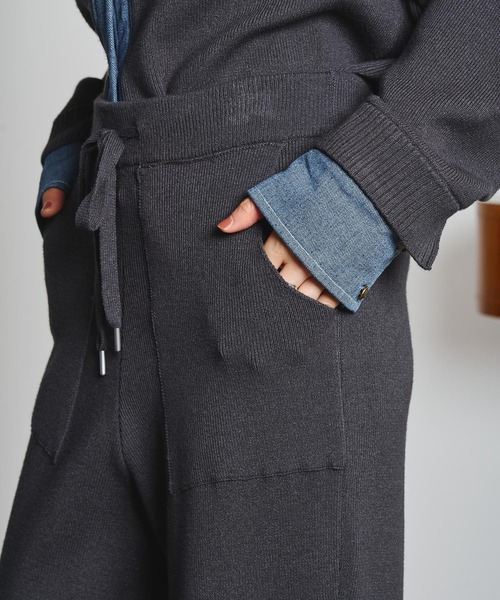ROSE BUD(ローズバッド)の「GENE HEAVENS/KNIT JOGGER PANTS(その他パンツ・レディース・グレー/マスタード・ONE SIZE)」の13枚目の写真