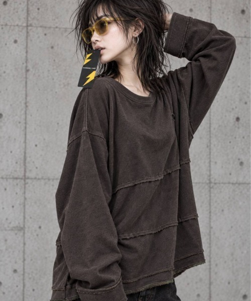 KAMINARI_TOKIO（カミナリトキオ）の「ムラ染裏毛切替プルオーバー（Tシャツ/カットソー・レディース・ブラウン/ブラック・FREE）」の17枚目の写真
