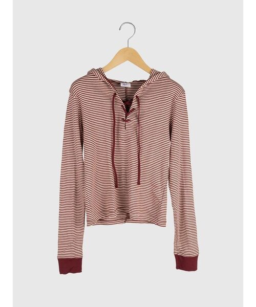 FIKA.（フィーカ）の「Prib Henley hoodie（Tシャツ/カットソー・レディース・チャコール/エンジ/キャメル/ブラウン/アイボリー・FREE）」の5枚目の写真